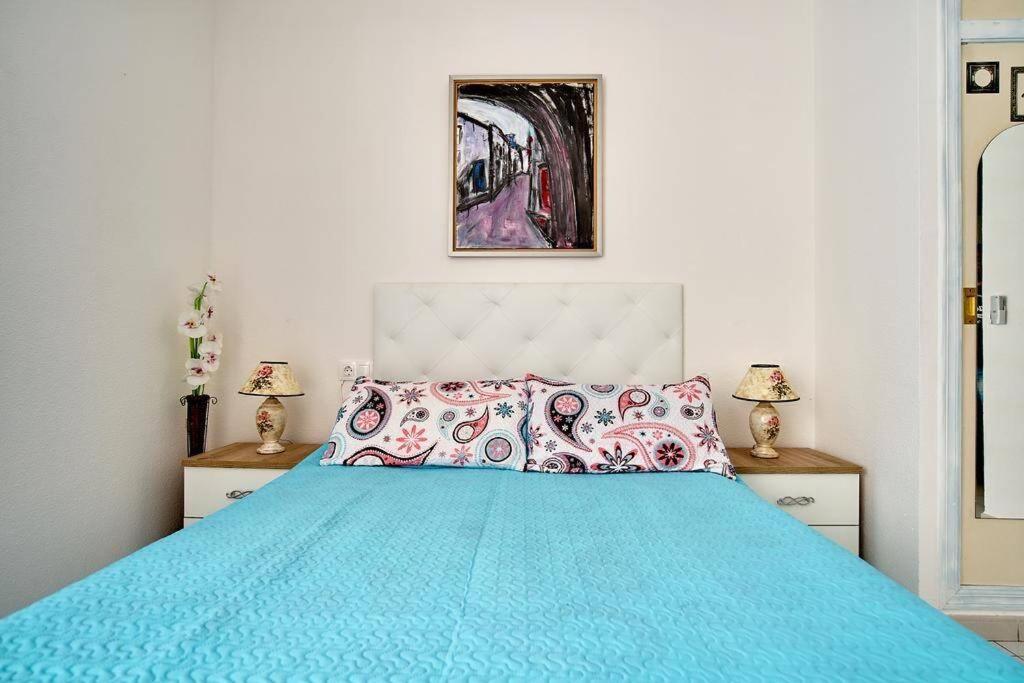 Cozy Studio Apartment Near The Beach Τορεβιέχα Εξωτερικό φωτογραφία